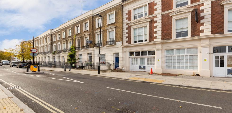 			NEW INSTRUCTION, 3 Bedroom, 1 bath, 1 reception Flat			 Grays Inn Road, Kings Cross